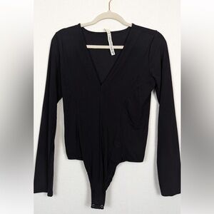 Free People Intimately Black V Neck Long Sleeve Bodysuit XS Women’s